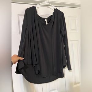 Lululemon flowy long sleeve top